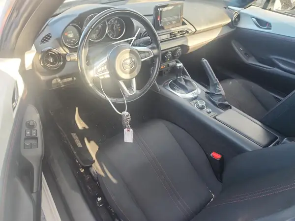 JM1NDAL70K0309270 2019 MAZDA MX-5 - Image 8