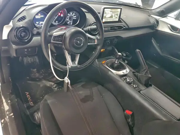 JM1NDAL73H0103031 2017 MAZDA MX-5 - Image 8