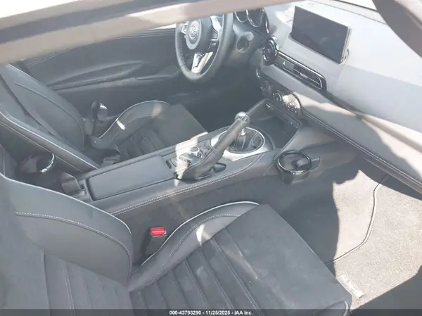 JM1NDAL73R0604969 2024 MAZDA MX-5 - Image 8