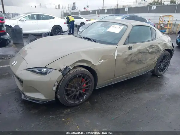 JM1NDAL74R0604608 2024 MAZDA MX-5 - Image 2
