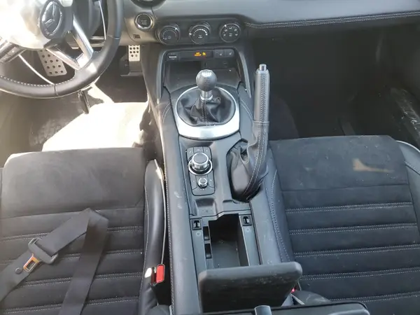 JM1NDAL77R0600049 2024 MAZDA MX-5 - Image 8