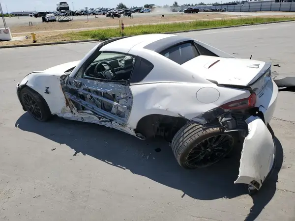 JM1NDAL78H0107785 2017 MAZDA MX-5 - Image 2
