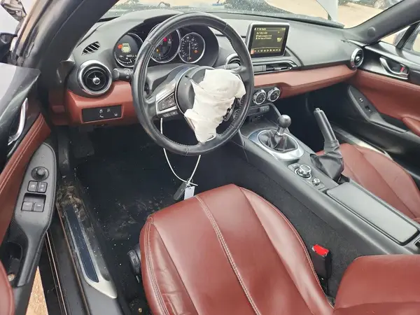 JM1NDAM70H0101008 2017 MAZDA MX-5 - Image 8