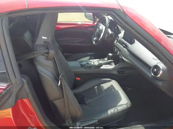 JM1NDAM70P0550669 2023 MAZDA MX-5 - Image 8