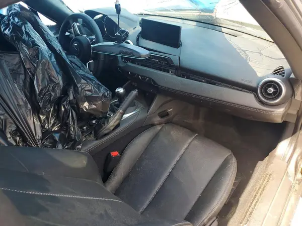 JM1NDAM70T0700581 2026 MAZDA MX-5 - Image 8