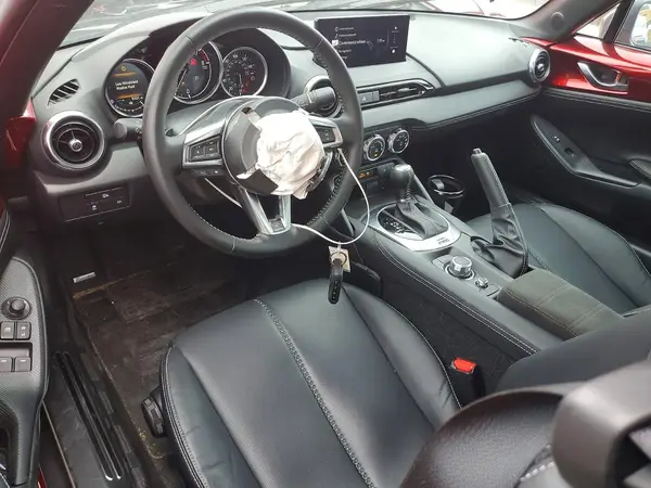 JM1NDAM71S0655200 2025 MAZDA MX-5 - Image 8