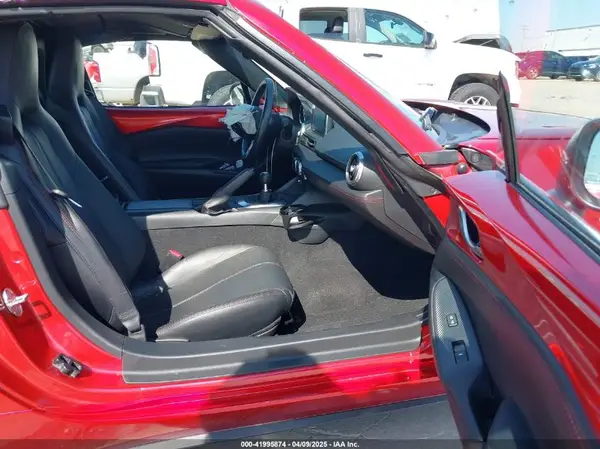JM1NDAM72H0104850 2017 MAZDA MX-5 - Image 8