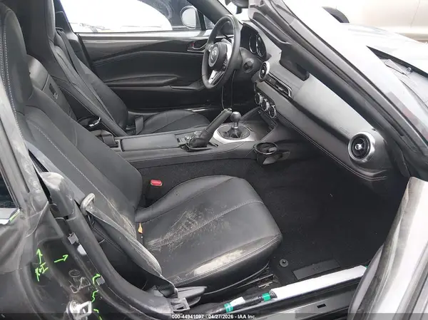 JM1NDAM72R0606811 2024 MAZDA MX-5 - Image 8
