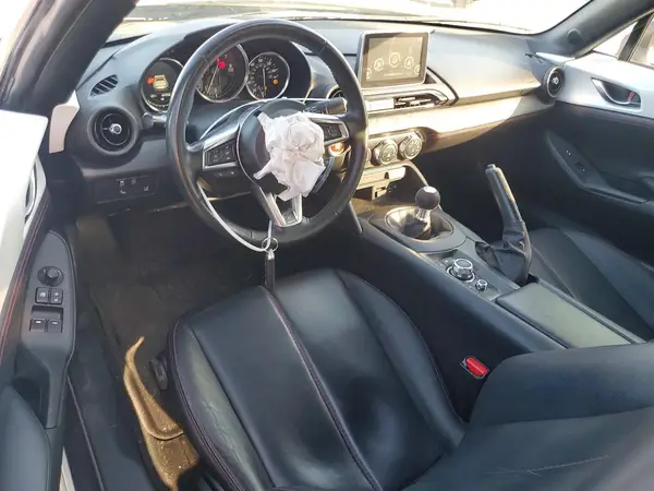 JM1NDAM73H0107403 2017 MAZDA MX-5 - Image 8
