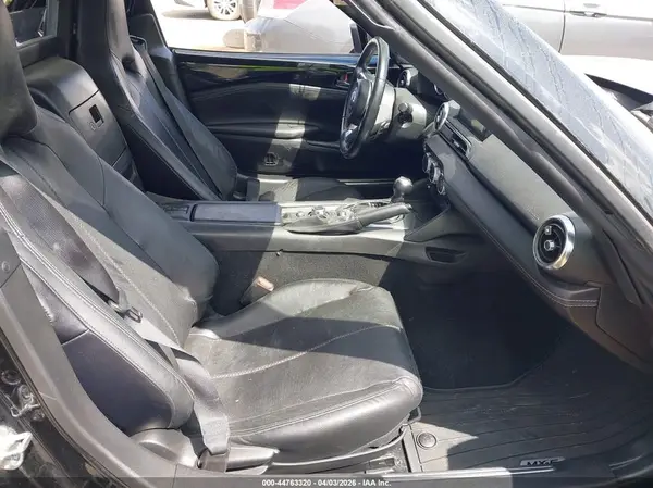 JM1NDAM73L0411596 2020 MAZDA MX-5 - Image 8