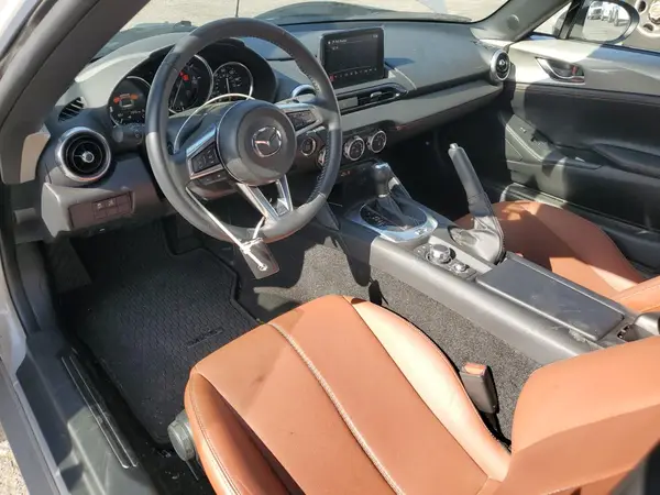 JM1NDAM73P0561097 2023 MAZDA MX-5 - Image 8