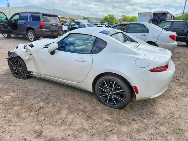 JM1NDAM73S0656946 2025 MAZDA MX-5 - Image 2