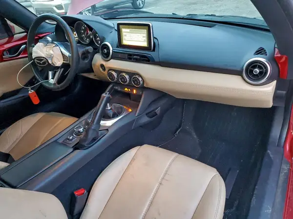 JM1NDAM74H0102050 2017 MAZDA MX-5 - Image 8