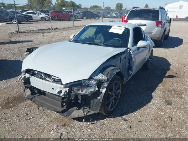 JM1NDAM74J0200078 2018 MAZDA MX-5 - Image 2