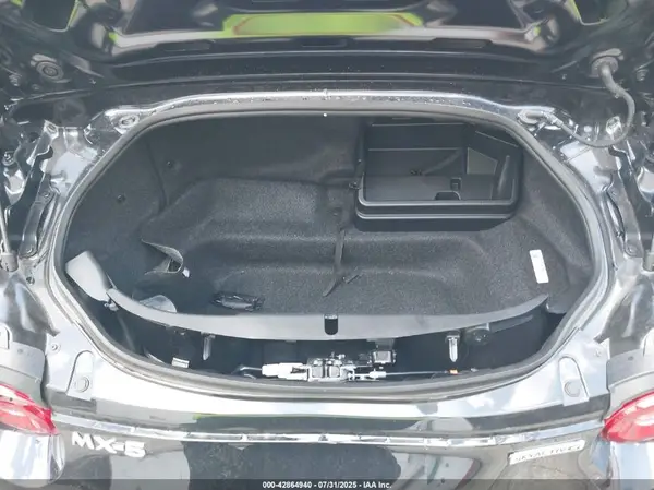 JM1NDAM74R0601609 2024 MAZDA MX-5 - Image 8