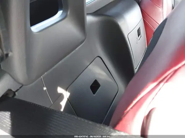 JM1NDAM75L0418243 2020 MAZDA MX-5 - Image 8