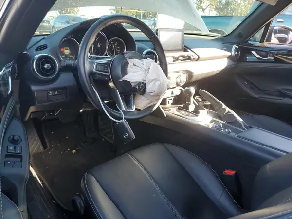 JM1NDAM75P0552594 2023 MAZDA MX-5 - Image 8