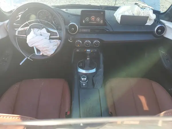JM1NDAM75P0556323 2023 MAZDA MX-5 - Image 8