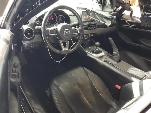 JM1NDAM77H0103533 2017 MAZDA MX-5 - Image 8