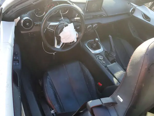 JM1NDAM77H0105038 2017 MAZDA MX-5 - Image 8
