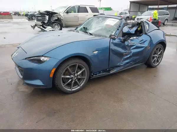 JM1NDAM77K0300824 2019 MAZDA MX-5 - Image 2
