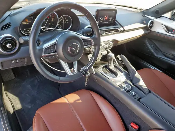 JM1NDAM77P0554055 2023 MAZDA MX-5 - Image 8