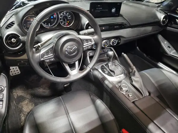 JM1NDAM77R0600230 2024 MAZDA MX-5 - Image 8