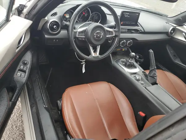 JM1NDAM78N0504942 2022 MAZDA MX-5 - Image 8
