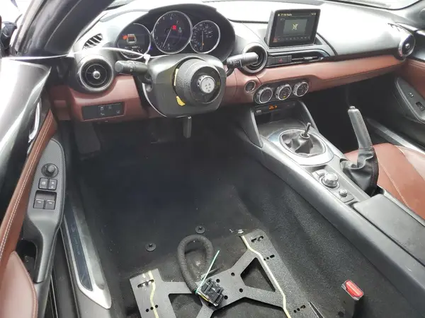 JM1NDAM7XH0101260 2017 MAZDA MX-5 - Image 8