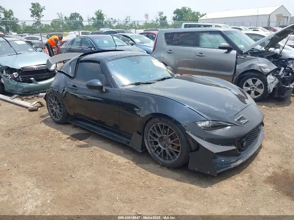 JM1NDAM7XH0104711 2017 MAZDA MX-5 - Image 1
