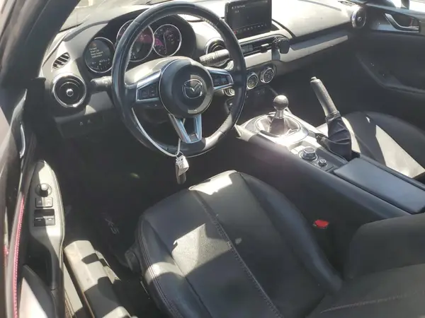 JM1NDAM7XK0302826 2019 MAZDA MX-5 - Image 8