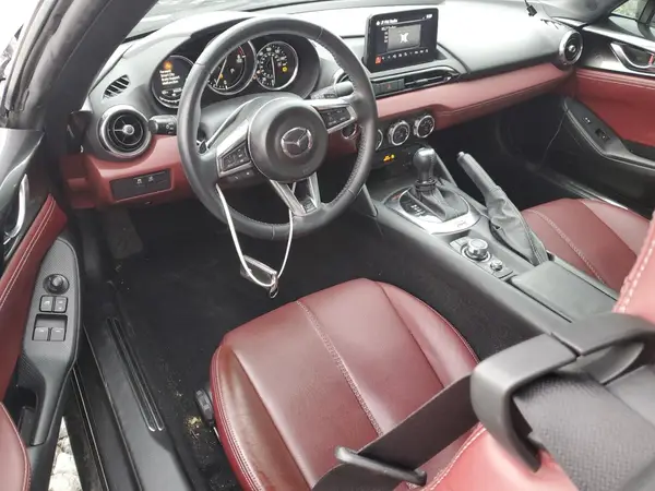 JM1NDAM7XL0415435 2020 MAZDA MX-5 - Image 8