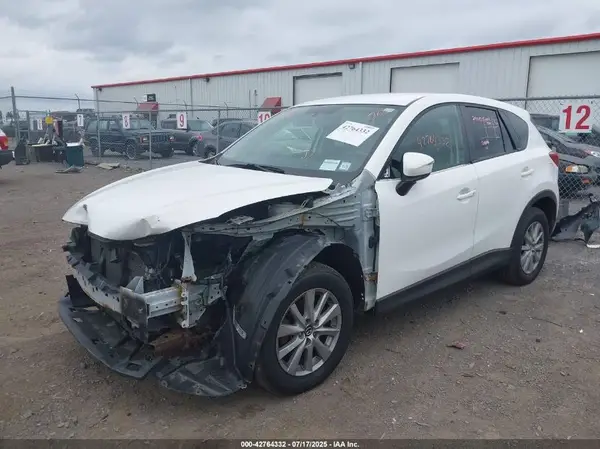 JM3KE2CY4G0618236 2016 MAZDA CX-5 - Image 2