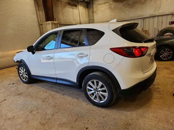 JM3KE4CY2G0741805 2016 MAZDA CX-5 - Image 2