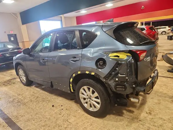 JM3KE4CY4G0693367 2016 MAZDA CX-5 - Image 2