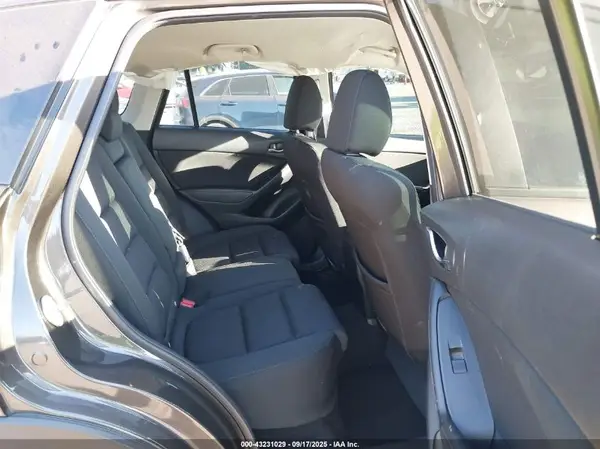 JM3KE4CY9G0631933 2016 MAZDA CX-5 - Image 8