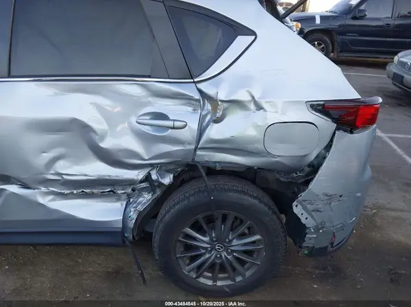 2021 MAZDA CX-5 IAAI lot 43484545 auction photo 6