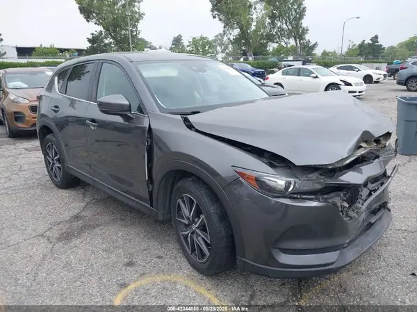 JM3KFACM6J0420804 2018 MAZDA CX-5 - Image 1