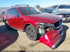 JM3KFACM6J1402927 2018 MAZDA CX-5