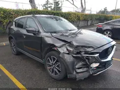 JM3KFACM7J0372648 2018 MAZDA CX-5