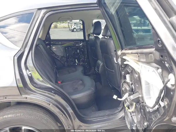 JM3KFACM8J0310028 2018 MAZDA CX-5 - Image 8