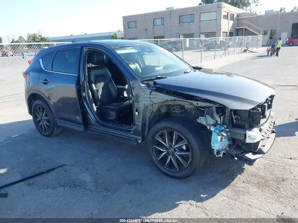 JM3KFACM9J1365789 2018 MAZDA CX-5 - Image 1