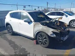 JM3KFADM1J0440022 2018 MAZDA CX-5