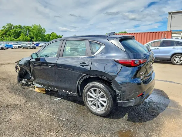 JM3KFBAM1N0572584 2022 MAZDA CX-5 - Image 2