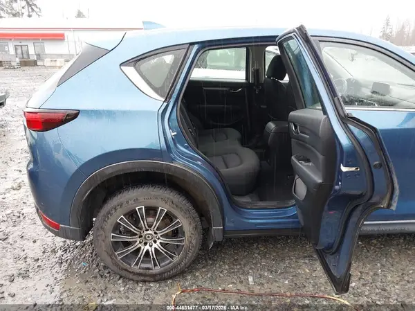 JM3KFBBLXH0222140 2017 MAZDA CX-5 - Image 8
