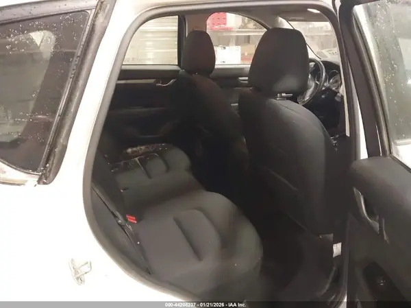 JM3KFBBM0M1304617 2021 MAZDA CX-5 - Image 8