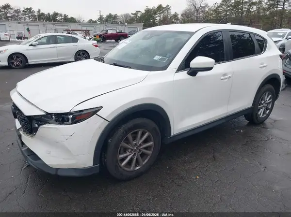 JM3KFBBM9N0563744 2022 MAZDA CX-5 - Image 2