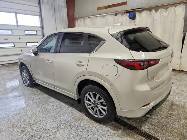JM3KFBCL9S0689216 2025 MAZDA CX-5 - Image 2