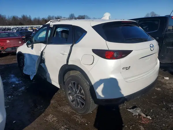 JM3KFBCM0J0435434 2018 MAZDA CX-5 - Image 2