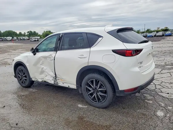 JM3KFBCM3J0420880 2018 MAZDA CX-5 - Image 2